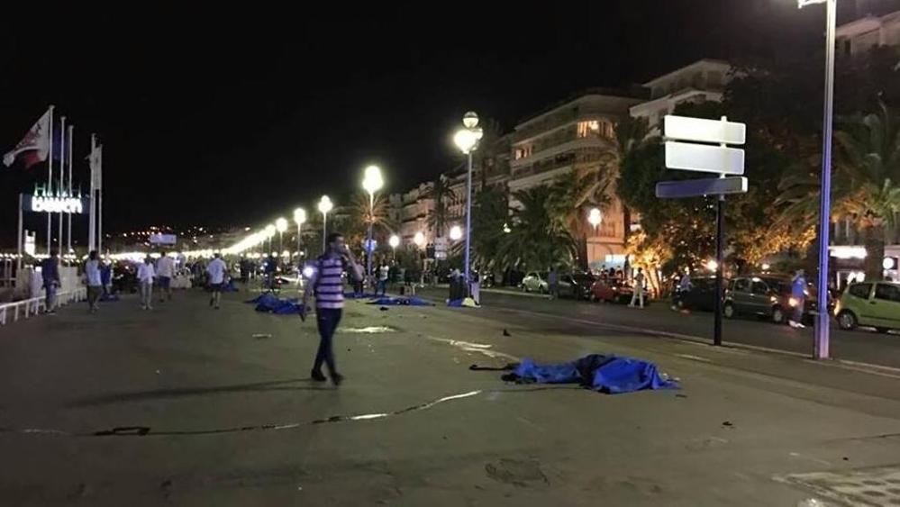 “Buongiorno Notizia” Le notizie odierne , L’attentato a Nizza .