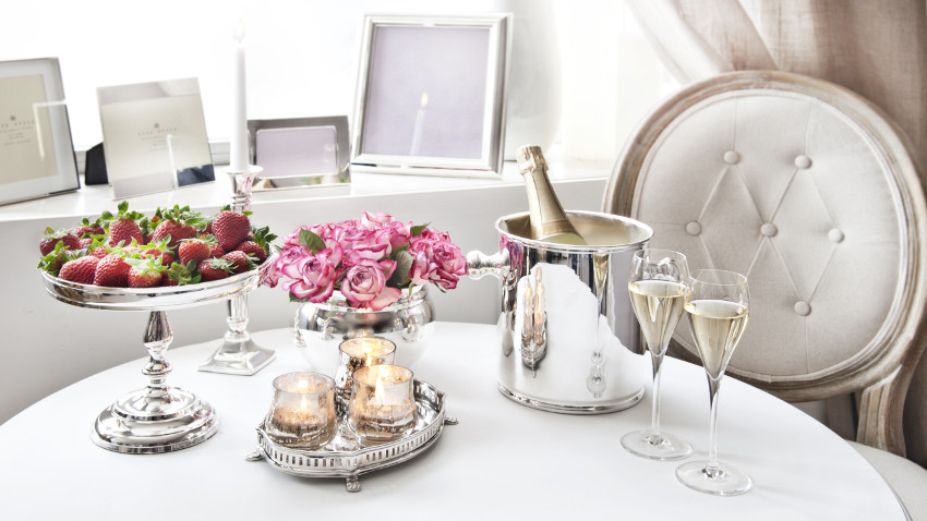 Stelle di giorno consigli utili come apparecchiare la tavola per una cena romantica