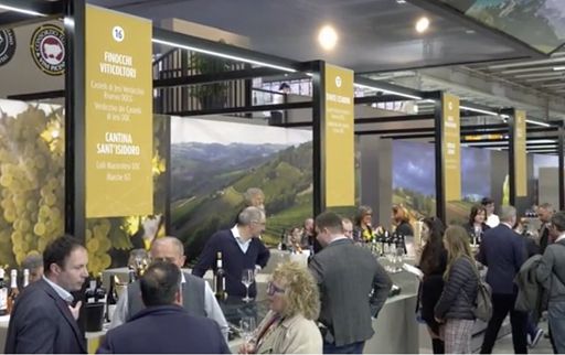 Marche: enoturismo per promuovere agroalimentare e piccoli borghi
