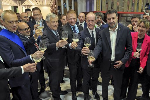 Vinitaly, Bricolo: presenza del Governo è segnale di grande attenzione