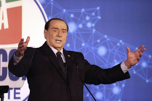 Gli auguri di pronta guarigione del mondo politico a Silvio Berlusconi ricoverato a Milano