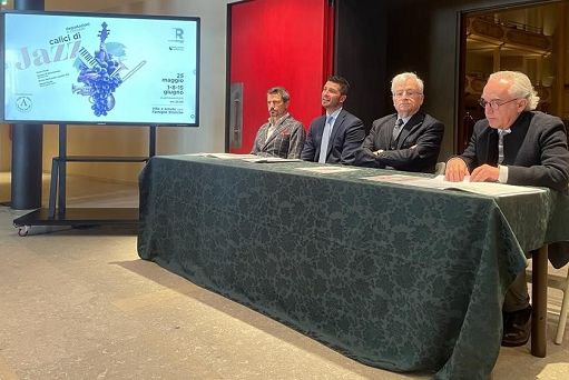 Vino, Famiglie Storiche e Teatro Ristori insieme con “Calici di Jazz”