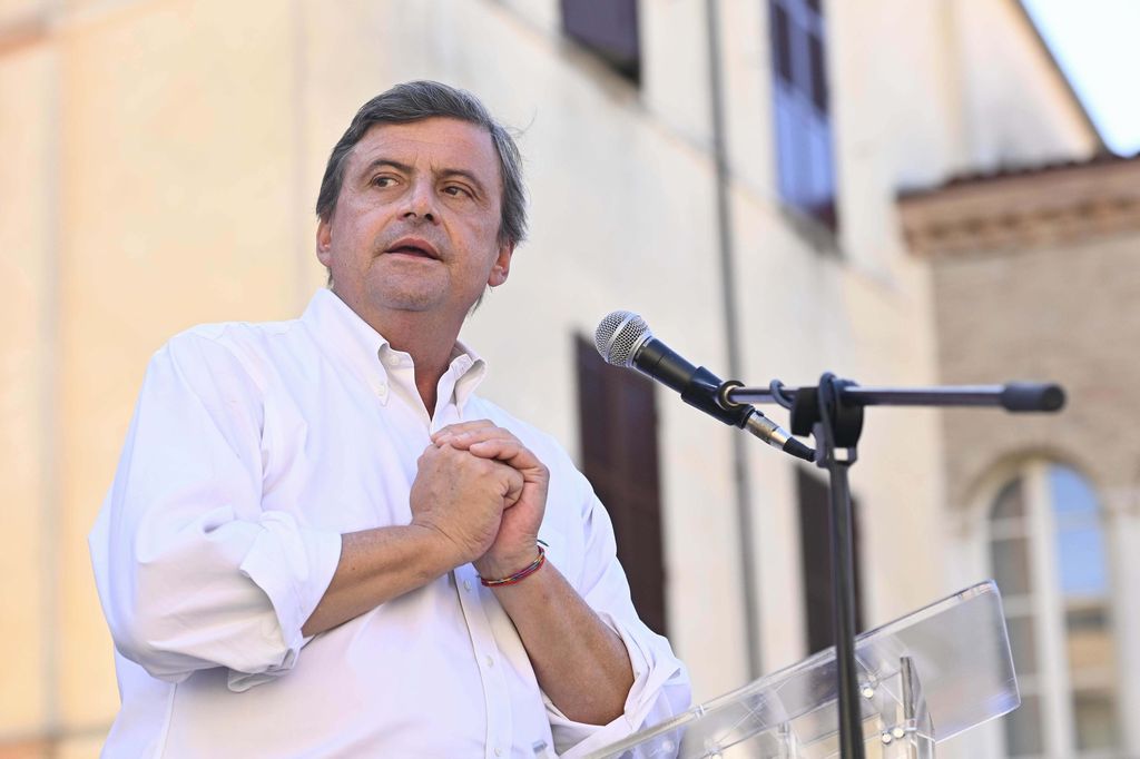 Terzo polo, prove di ricucitura ma Calenda frena i mediatori