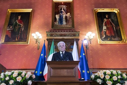 Mattarella da Cracovia avverte: l’Ue non può essere solo la somma di mutevoli interessi nazionali