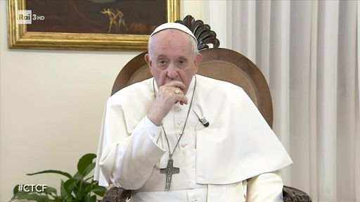 Papa: unità Chiesa ferita da divisioni alimentate da “cricche”