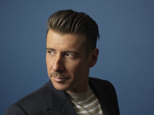 Parte a luglio il tour estivo di Gabbani “Ci vuole un fiore”