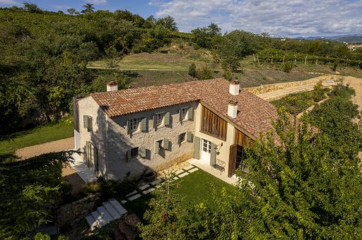 Vino, Graziano Prà apre un agriturismo in un antico podere a Soave