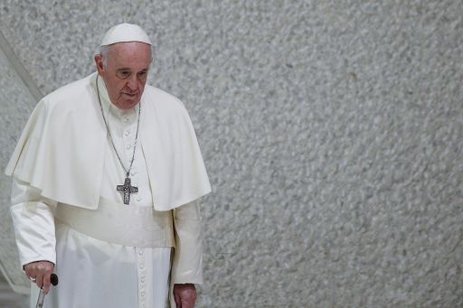 Il Papa: la pedofilia nel clero è una vergogna. E’ il momento di rimediare al danno fatto