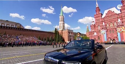 Parata del 9 maggio a Mosca tra nostalgia di Stalin e la guerra in Ucraina