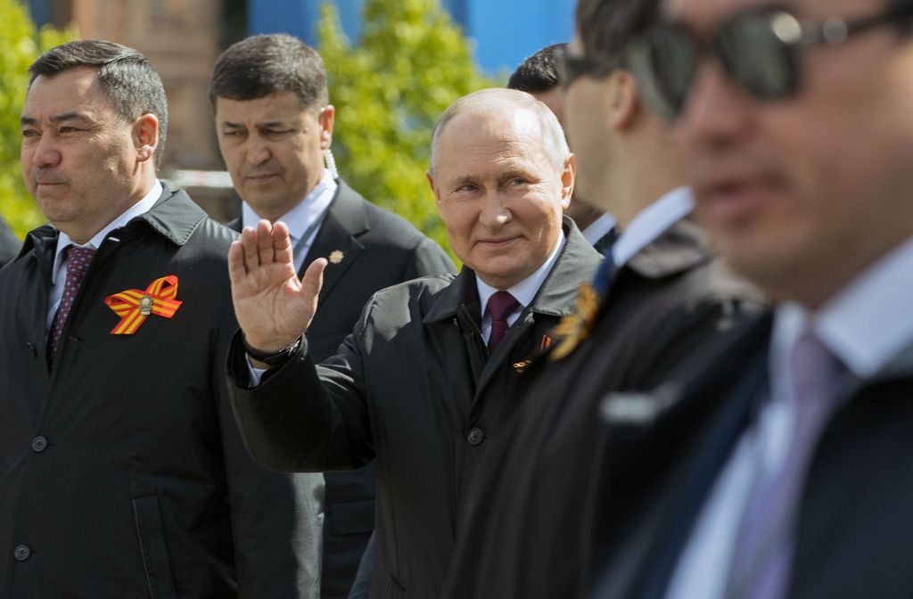 Alla parata del 9 maggio Putin dice che “in Ucraina c’è in gioco il futuro della Russia”