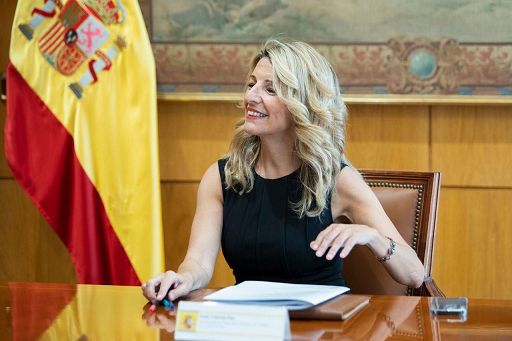 La vicepremier spagnola Diaz attacca Meloni: è come Vox, taglia i diritti dei lavoratori