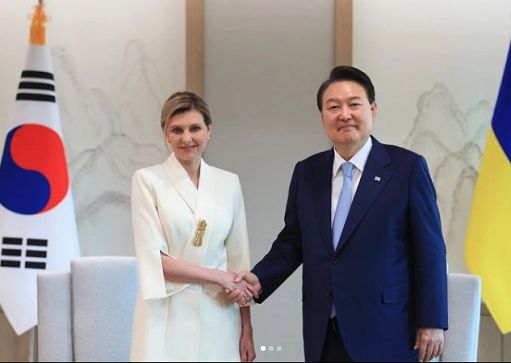 First Lady Zelenska chiede a Sudcorea aiuti “non letali”