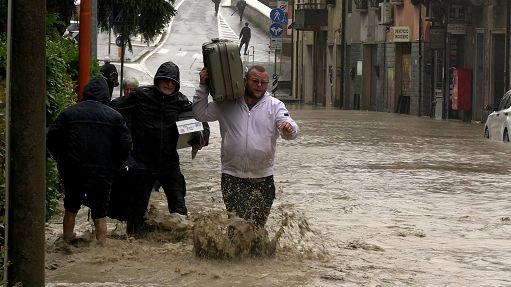 Maltempo in Emilia-Romagna: 8 morti, 21 fiumi esondati e 35 comuni allagati