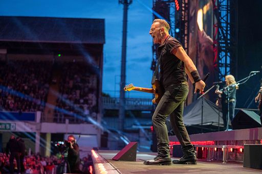 Il concerto di Bruce Springsteen a Ferrara si fa: ci sono le condizioni di sicurezza (ma è polemica)