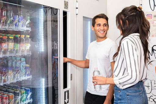 Distribuzione automatica: fatturato 2022 +10% ma ancora sotto livello 2019