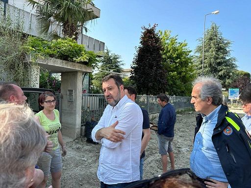 Alluvione, Salvini in visita a Forlì