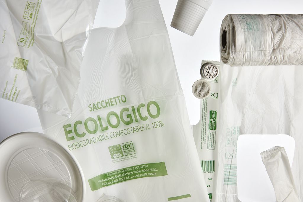 Bioplastiche compostabili, vola il riciclo. Superato l’obiettivo 2030