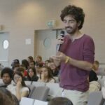 Compiti@Casa, università e scuole medie tra studio e relazione