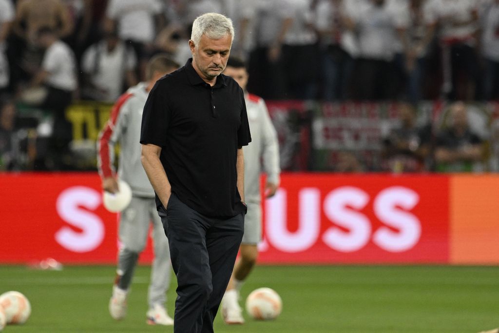 Finale di Europa League tra Siviglia e Roma: la UEFA apre un’indagine su José Mourinho