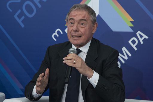 Urso: spostare le risorse del Pnrr sull’energia, è questo il confronto con l’Ue