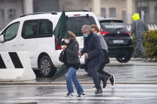 In settimana l’Italia resta nella “gabbia” di nuovi e forti temporali