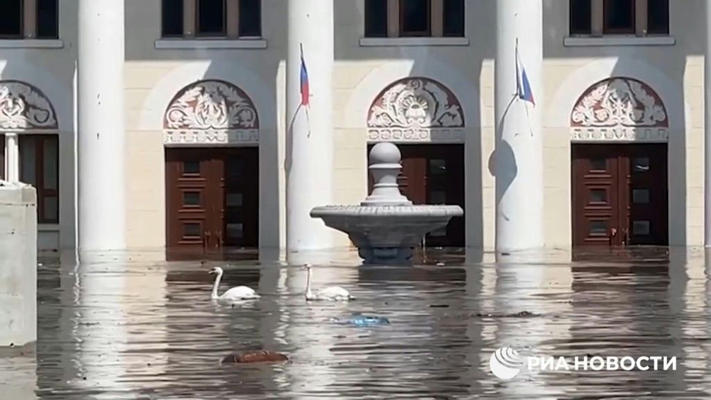 In Ucraina distrutta la diga vicino Kherson, migliaia di persone a rischio