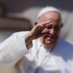 Per il Papa giornata di riposo al Gemelli. Riceve l’Eucarestia nel giorno del Corpus Domini
