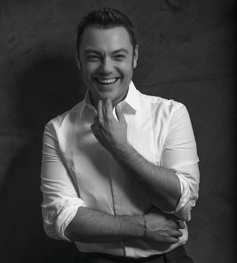 Dopo tanta attesa Tiziano Ferro riabbraccia il suo pubblico