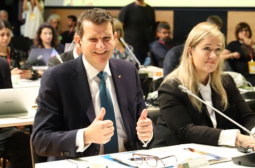 Vino, il neozelandese John Barker eletto nuovo Dg dell’Oiv