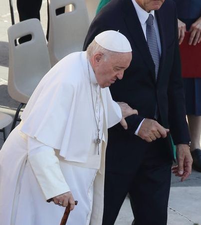 Papa al Gemelli,Santa Sede: convalescenza attenta con sforzi minimi