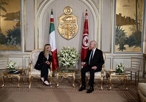 Meloni vola a Tunisi con von der Leyen, sul tavolo pacchetto aiuti