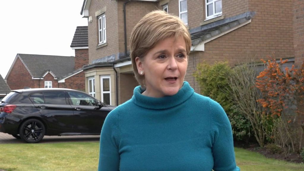 Gb, arrestata Nicola Sturgeon, ex first minister scozzese