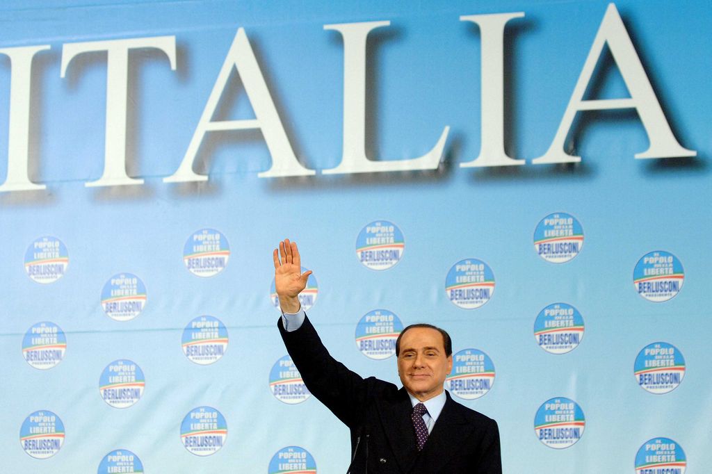 Tra luci e ombre, la morte di Berlusconi sulla stampa mondiale