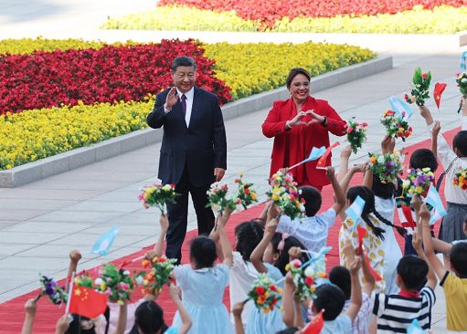 Leader Honduras in Cina, riconosciuta Pechino e abbandonata Taiwan