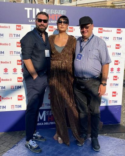 Musica, Elisa D’Ospina nel backstage del TIM Summer Hits