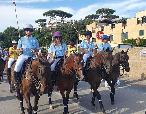 Europeo femminile polo,sfilata show: da giovedì si gioca a Punta Ala