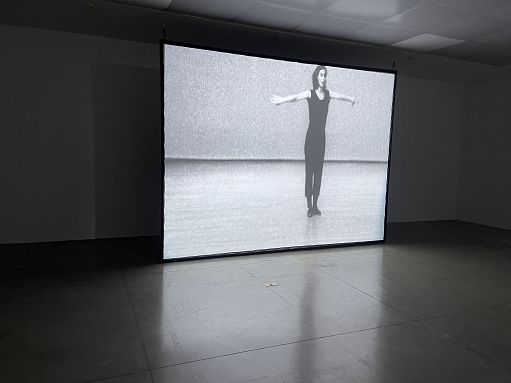 Yvonne Reiner, la danza come arte del gesto quotidiano