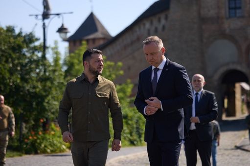 La Polonia sposta 1.000 soldati verso il confine con la Bielorussia (e Duda incontra Zelensky)