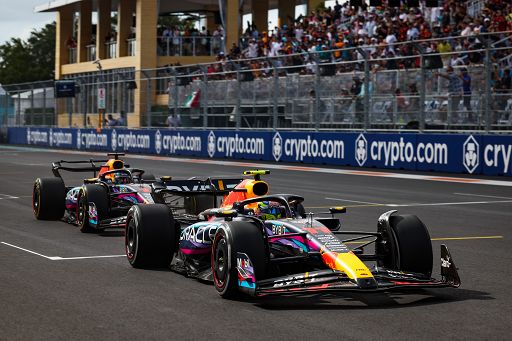 A Silverstone trionfo di Verstappen, nono posto per Leclerc