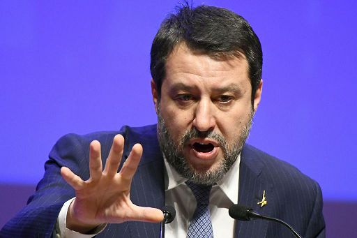 Salvini: su sciopero treni e aerei se necessario interverrò