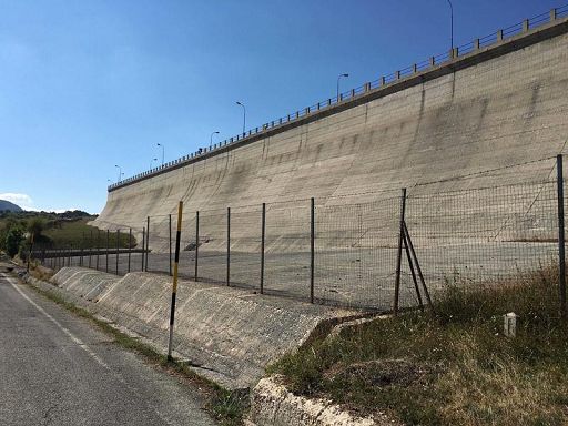 Da dighe 4 mln di metri cubi d’acqua al giorno nel Lago di Como