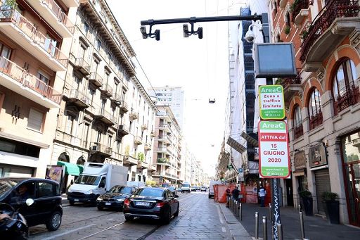 Milano, pedaggio ingresso in Area C sale a 7,5 euro dal 30 ottobre