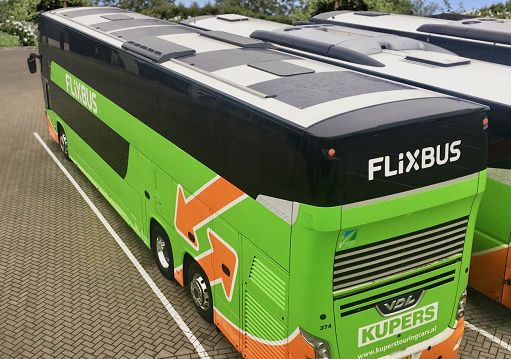 FlixBus lancia in Italiai primi autobus a pannelli solari