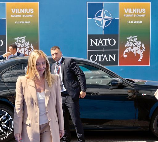 Meloni a Vilnius vede Erdogan e lancia l’appello alla coesione della Nato