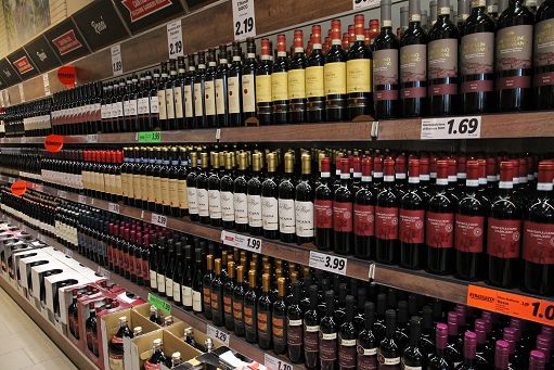 Vino, Uiv: crescita consumi rallenterà, per Italia outlook piatto al 2040