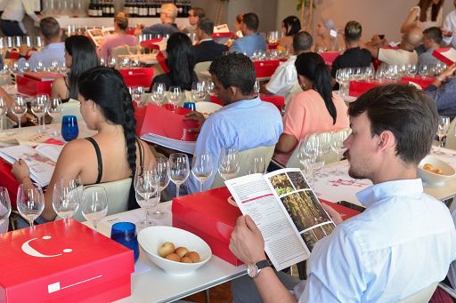 Vino, parte in Sud America il “Chianti Lovers Latam Tour 2023″