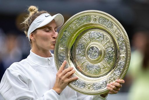 Tennis, Vondrousova regina di Wimbledon: “Sensazione incredibile”
