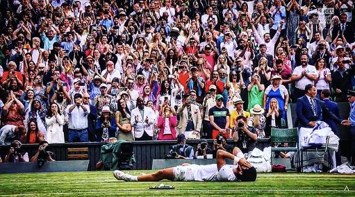 Tennis, Alcaraz signore di Wimbledon: battuto Djokovic