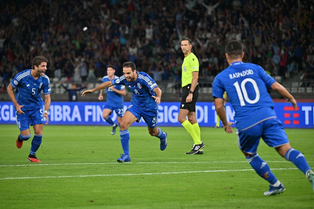 Manovra, stretta benefici rientro lavoratori. Effetti su calcio