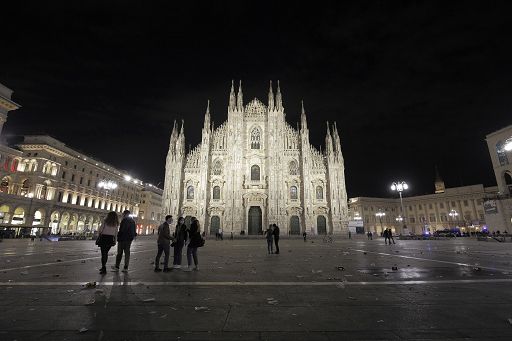 A Milano economia dinamica (pil +6% dal 2019) ma città sempre più anziana